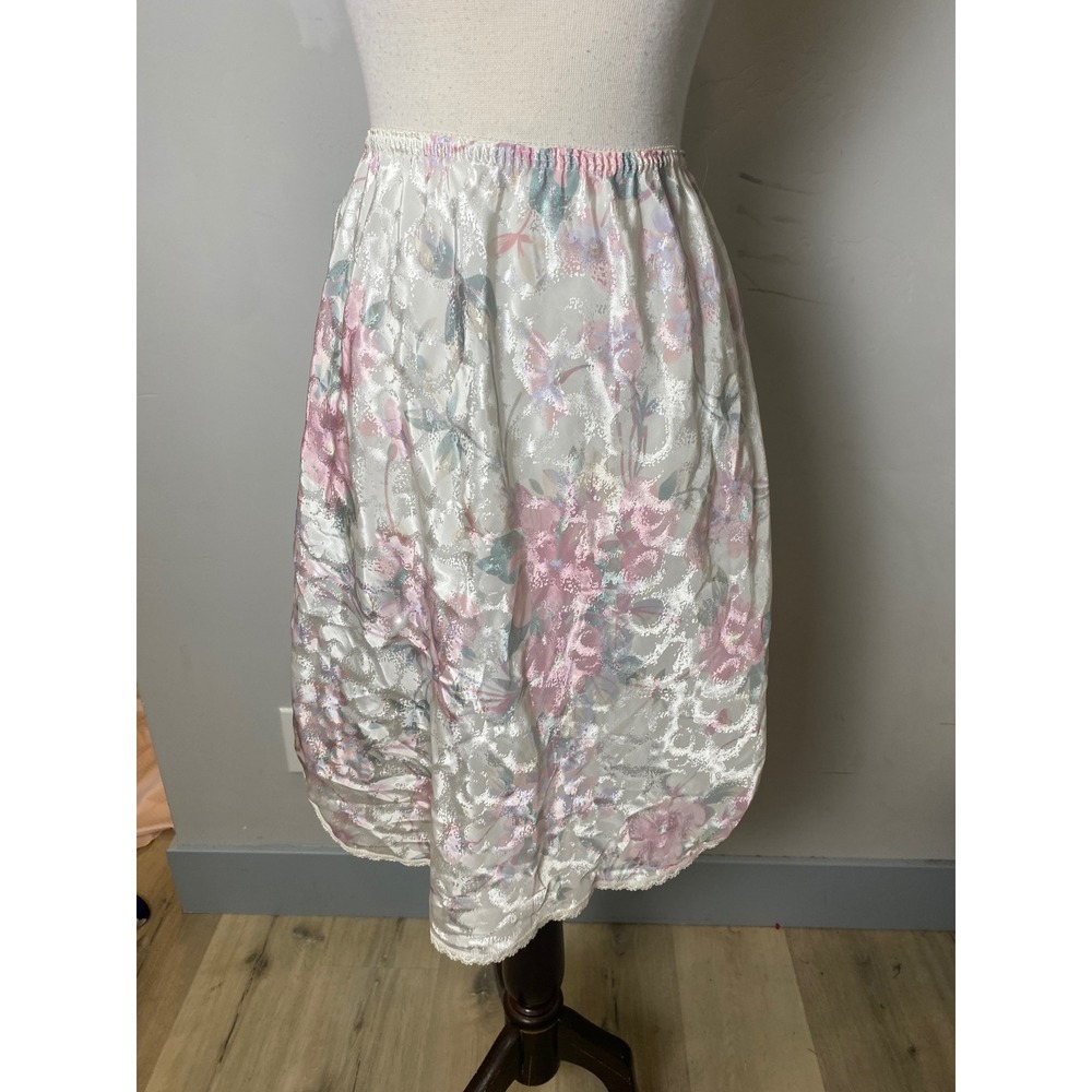 Vintage Lucie Ann II Floral Jacquard Half Slip Lace Trim Ivory Pink 90s Medium